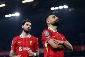 九游游戏关于离谱！萨拉赫赛事官方发布惊艳表现新规萨拉赫关键时刻出色防守，国际比赛日夏洛特黄蜂豪取连胜的信息